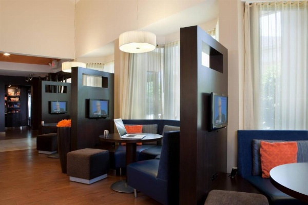 Courtyard by Marriott Baton Rouge Acadian Centre/LSU Area image 12