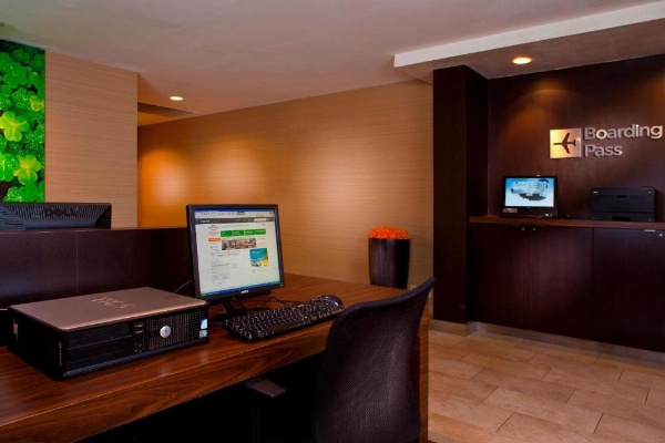Courtyard by Marriott Baton Rouge Acadian Centre/LSU Area image 13