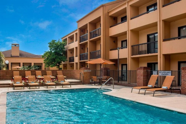 Courtyard by Marriott Baton Rouge Acadian Centre/LSU Area image 17